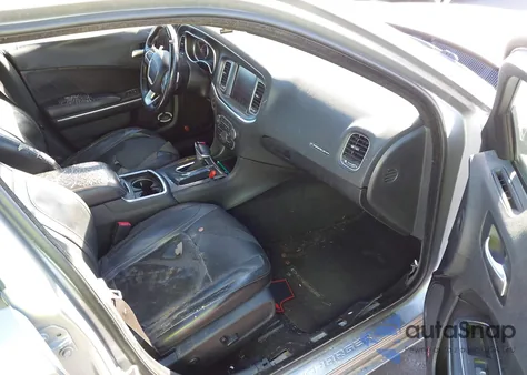 2015 Dodge Charger R/T z USA, uszkodzony, nr VIN 2C3CDXCT8FH729372